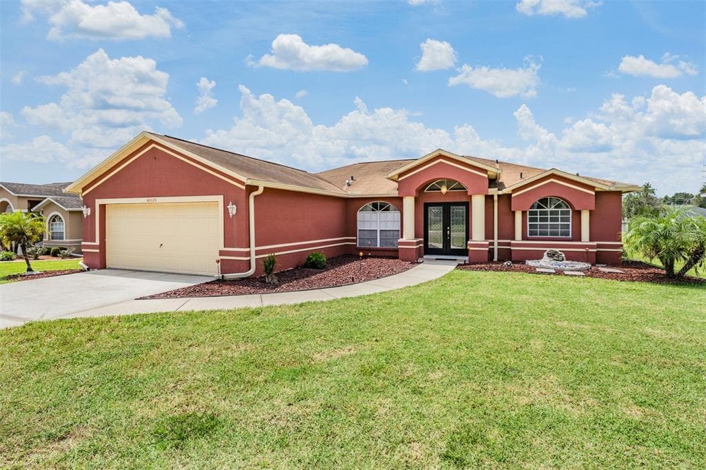 6935 STEPHENS PATH ZEPHYRHILLS, FL 33542