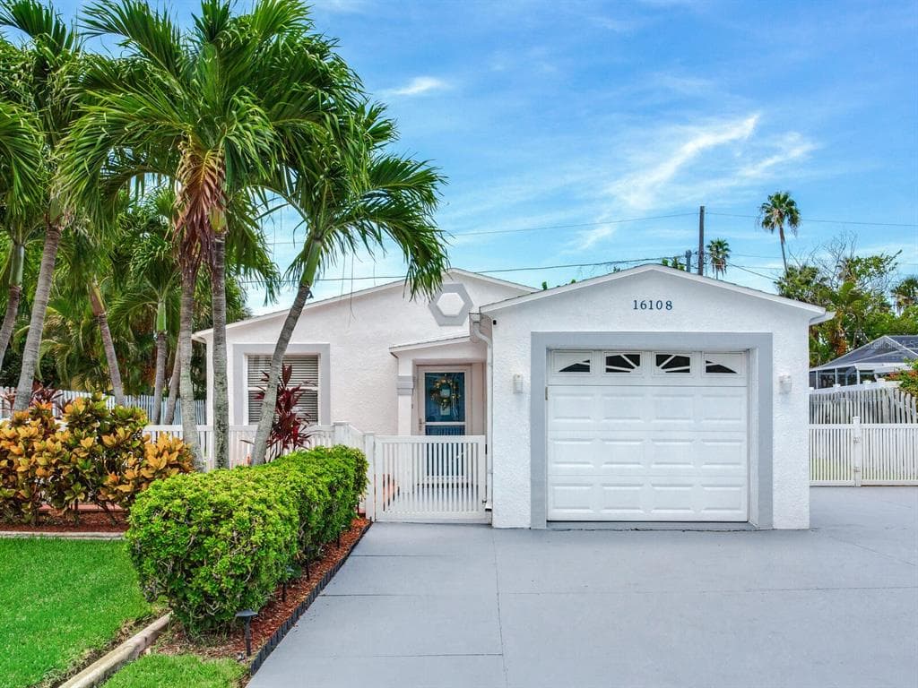 16108 3RD STREET E REDINGTON BEACH, FL 33708