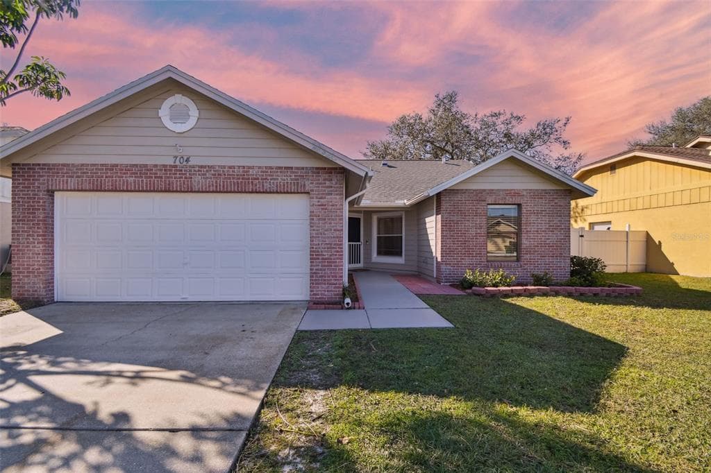 704 50TH STREET E BRADENTON, FL 34208