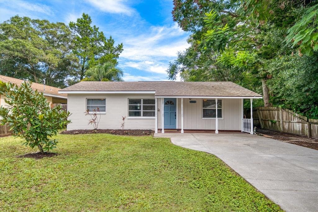 7011 50TH AVENUE N ST PETERSBURG, FL 33709