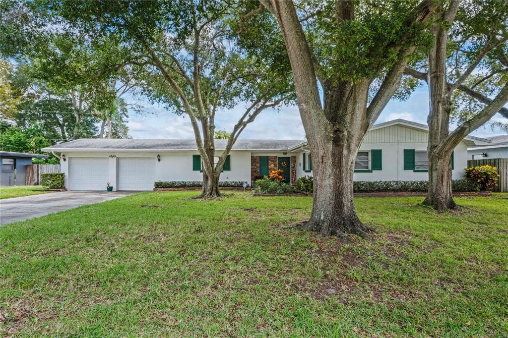 1375 EASTFIELD DRIVE CLEARWATER, FL 33764