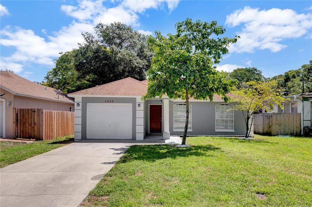5029 BETTY STREET N ST PETERSBURG, FL 33709