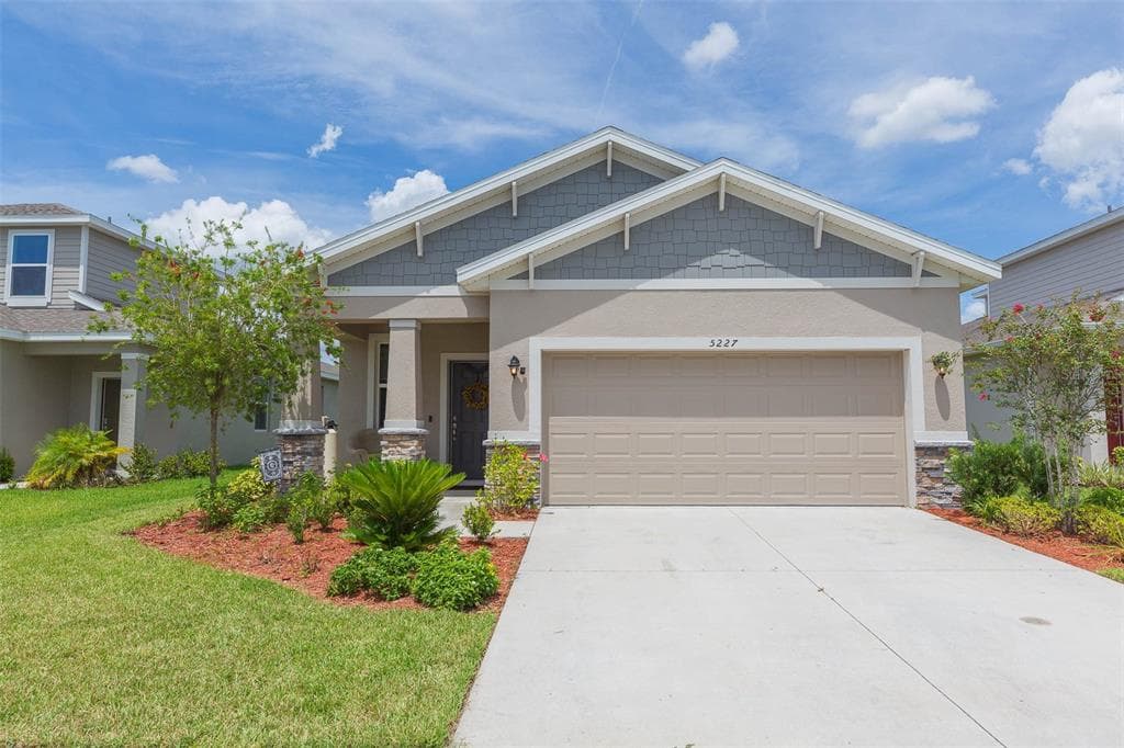 5227 LITTLE STREAM LANE WESLEY CHAPEL, FL 33545