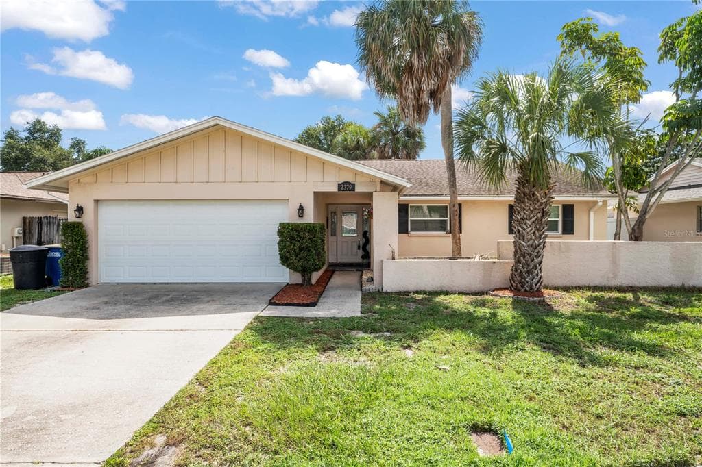 2379 MOORE HAVEN DRIVE W CLEARWATER, FL 33763