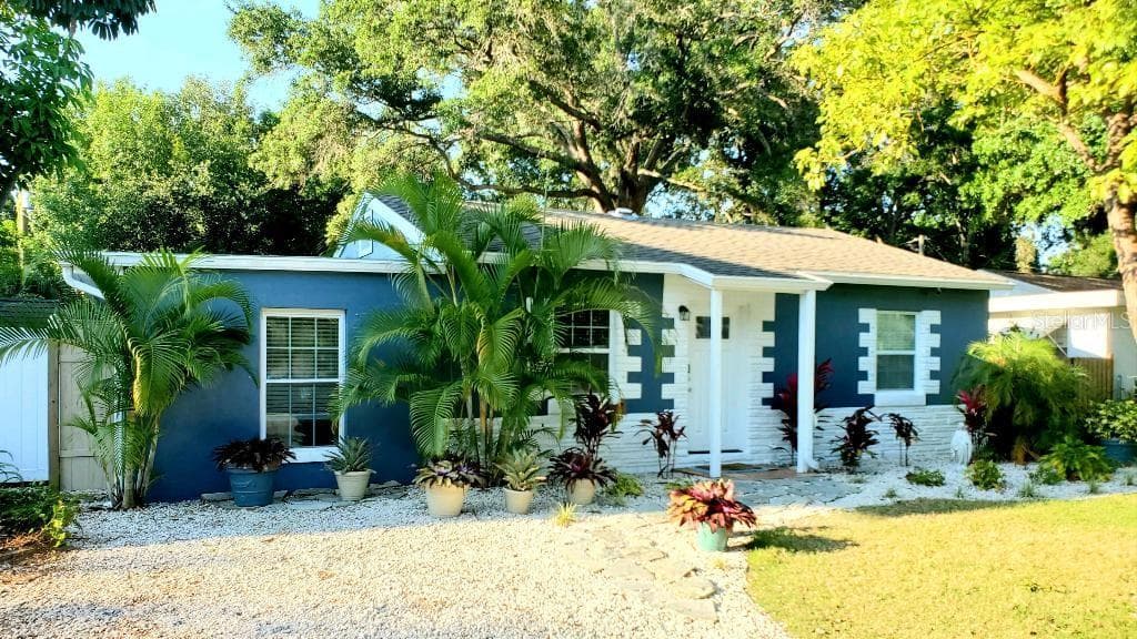 4709 W TAMBAY AVENUE TAMPA, FL 33611