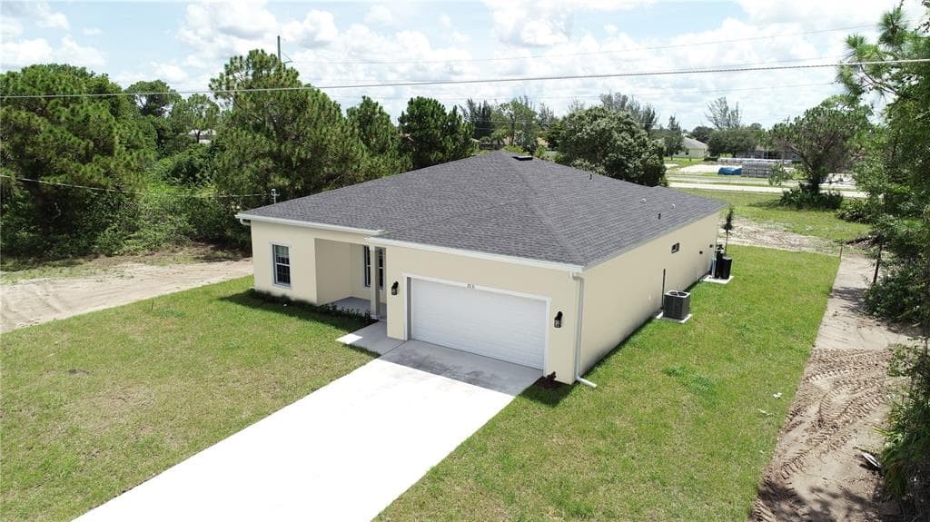 19071 RUSKIN AVENUE PORT CHARLOTTE, FL 33954