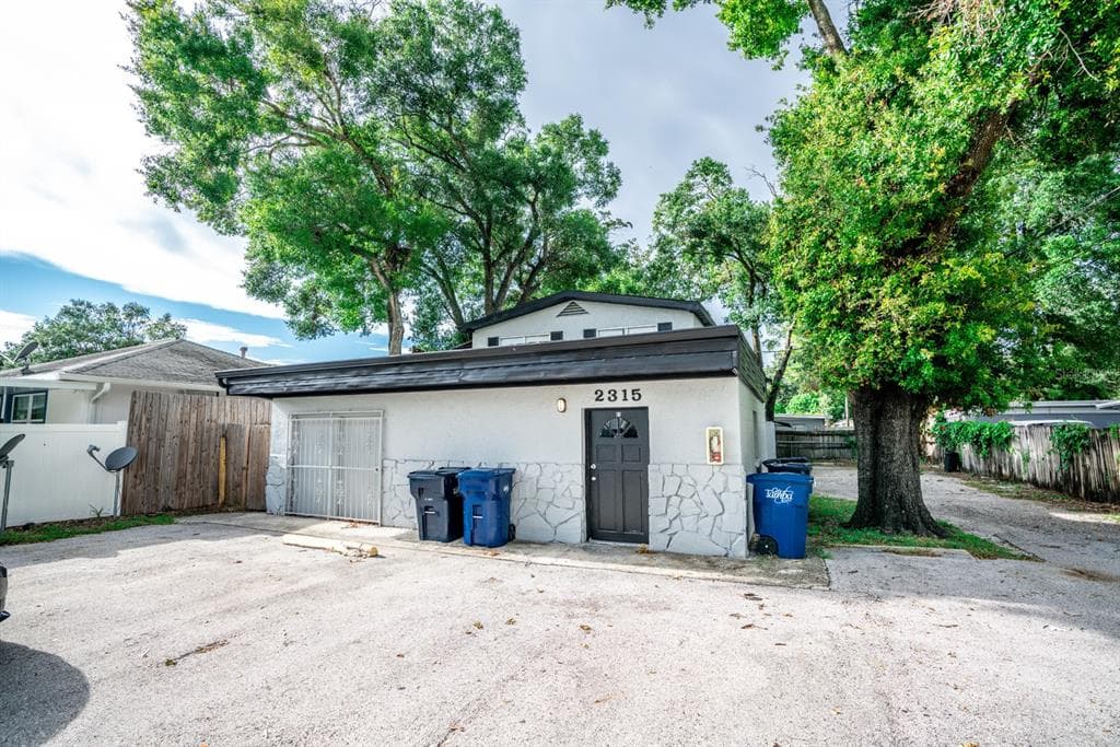 2315 W RIO VISTA AVENUE UNIT A2 TAMPA, FL 33603