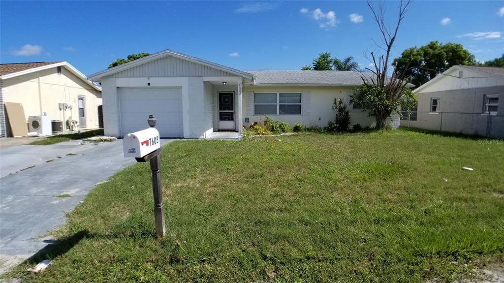 7605 FOXBLOOM DRIVE PORT RICHEY, FL 34668