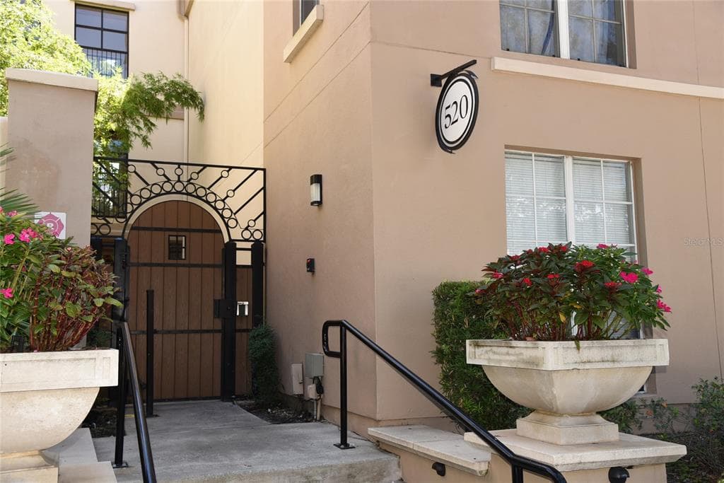 520 S ARMENIA AVENUE UNIT 1239A