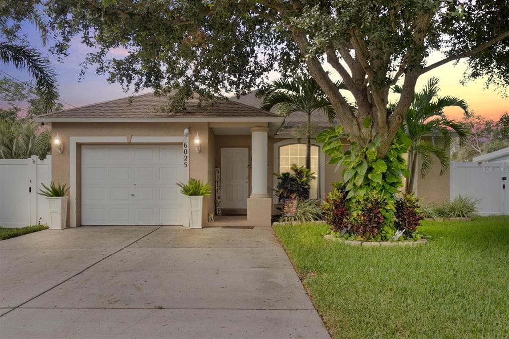 6025 112TH AVENUE N PINELLAS PARK, FL 33782