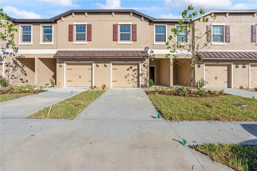 11851 CASTINE STREET NEW PORT RICHEY, FL 34654