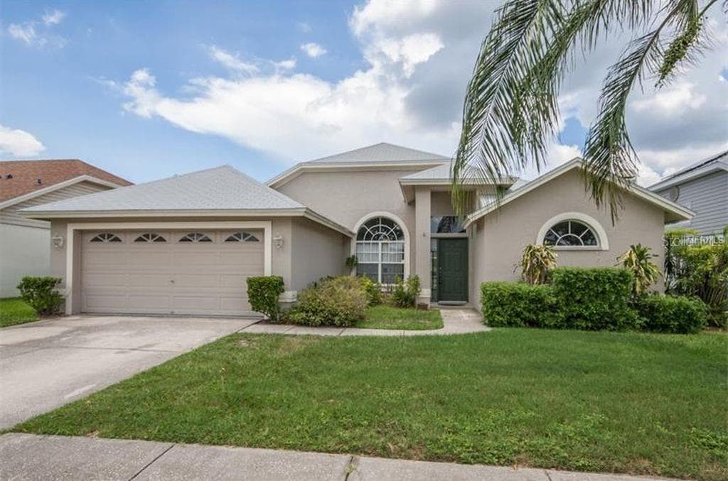 8927 BRELAND DRIVE TAMPA, FL 33626