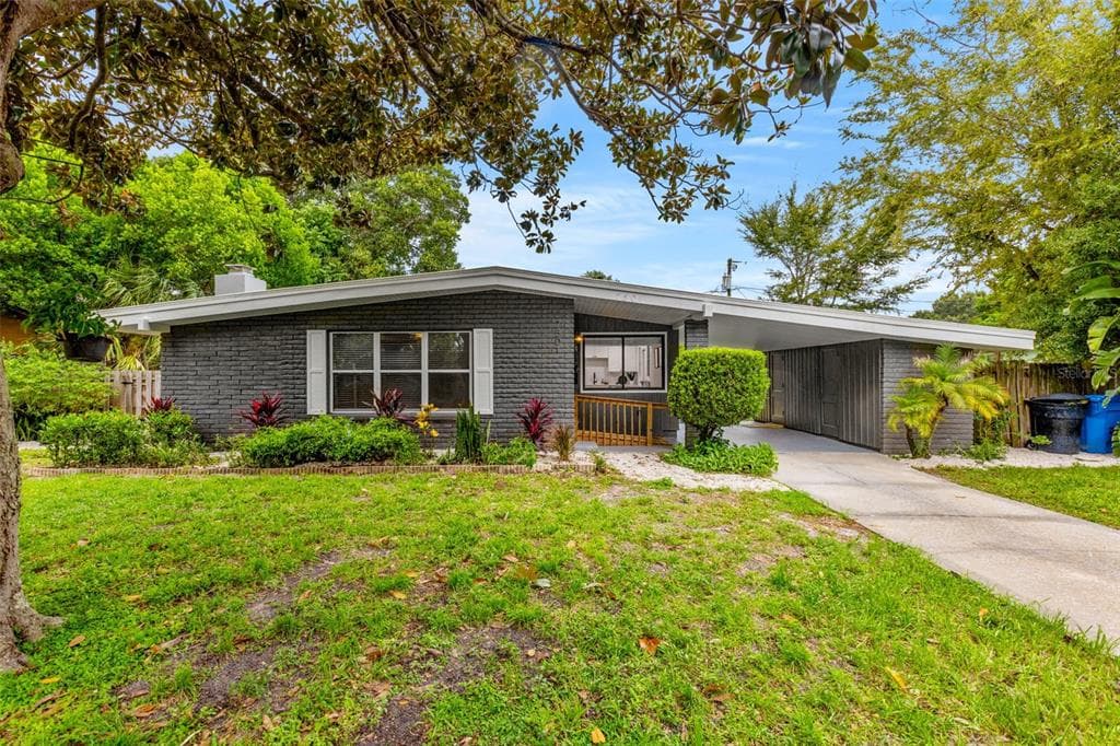 7501 10TH AVENUE N ST PETERSBURG, FL 33710