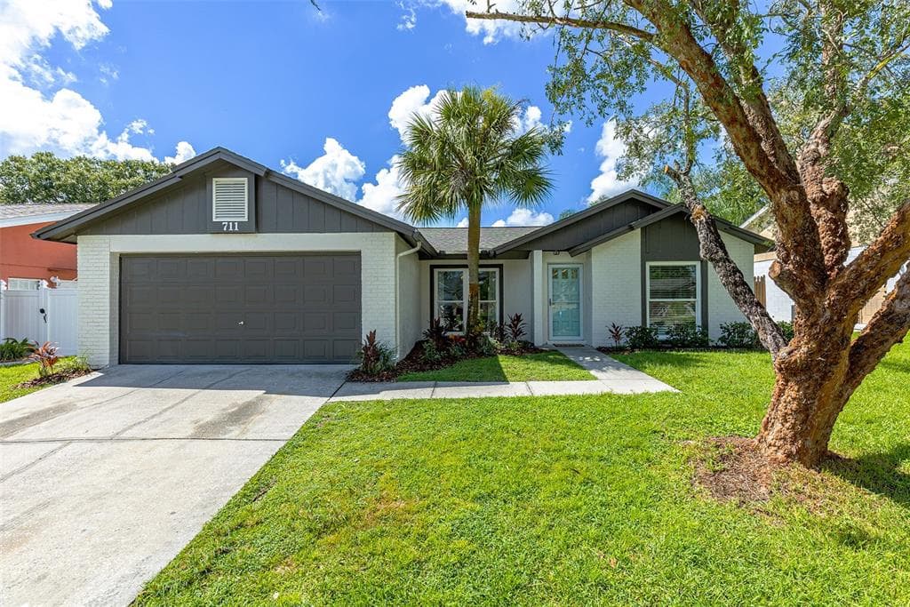 711 HAZY MEADOW COURT BRANDON, FL 33510