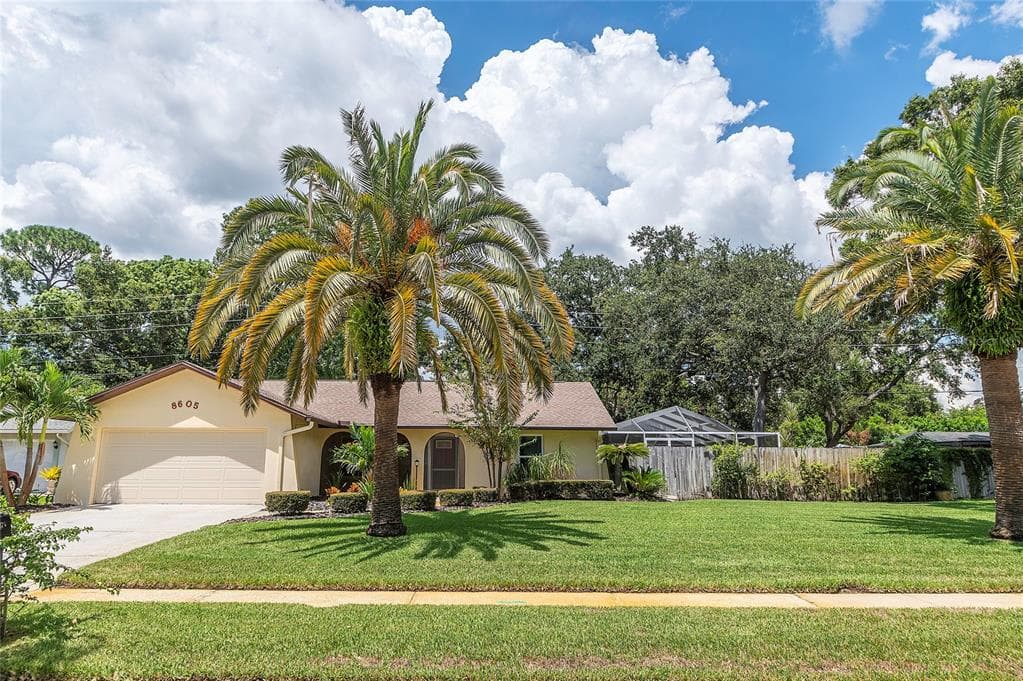 8605 101ST AVENUE SEMINOLE, FL 33777