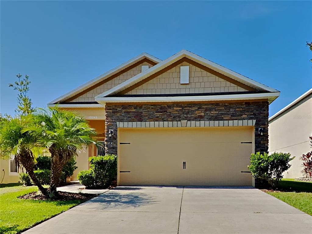 13243 WATERFORD CASTLE DRIVE DADE CITY, FL 33525