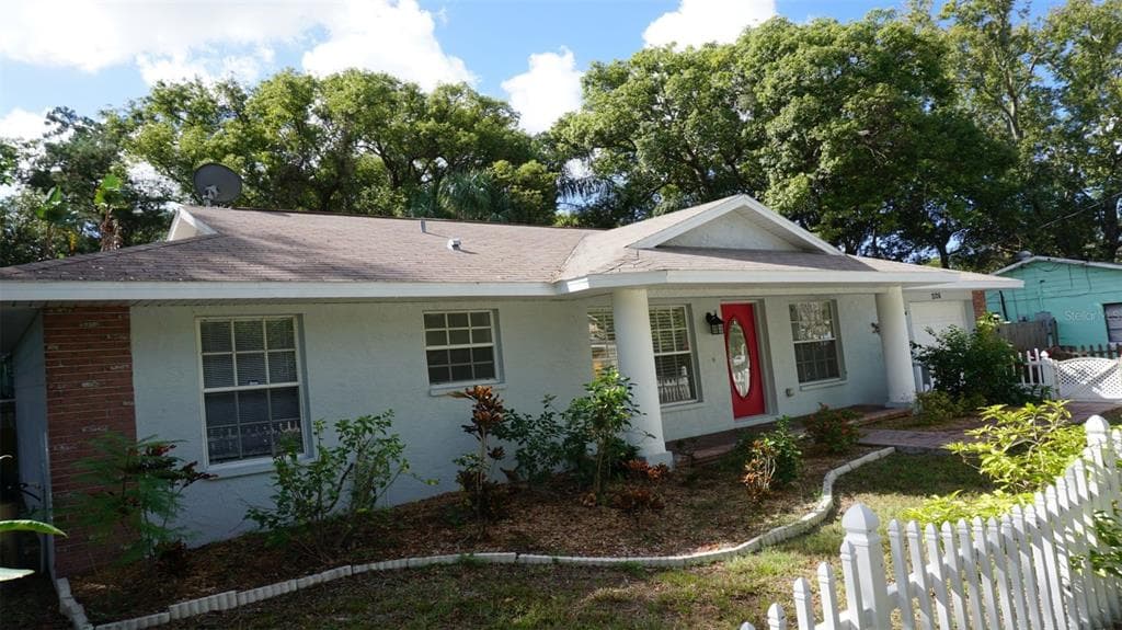 7126 51ST AVENUE N ST PETERSBURG, FL 33709