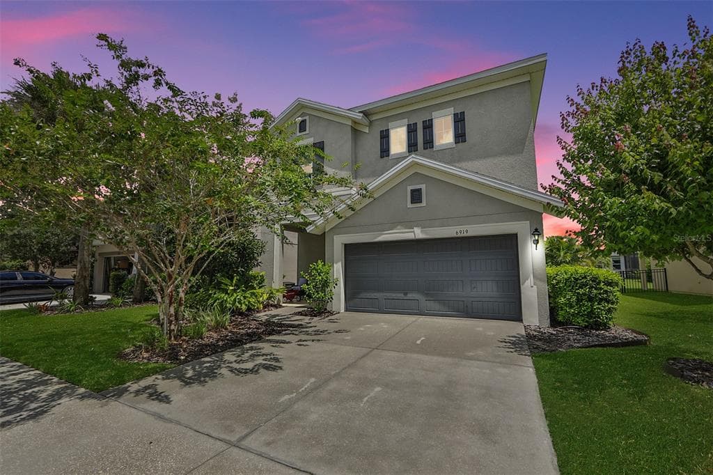 6919 OLD BENTON DRIVE APOLLO BEACH, FL 33572