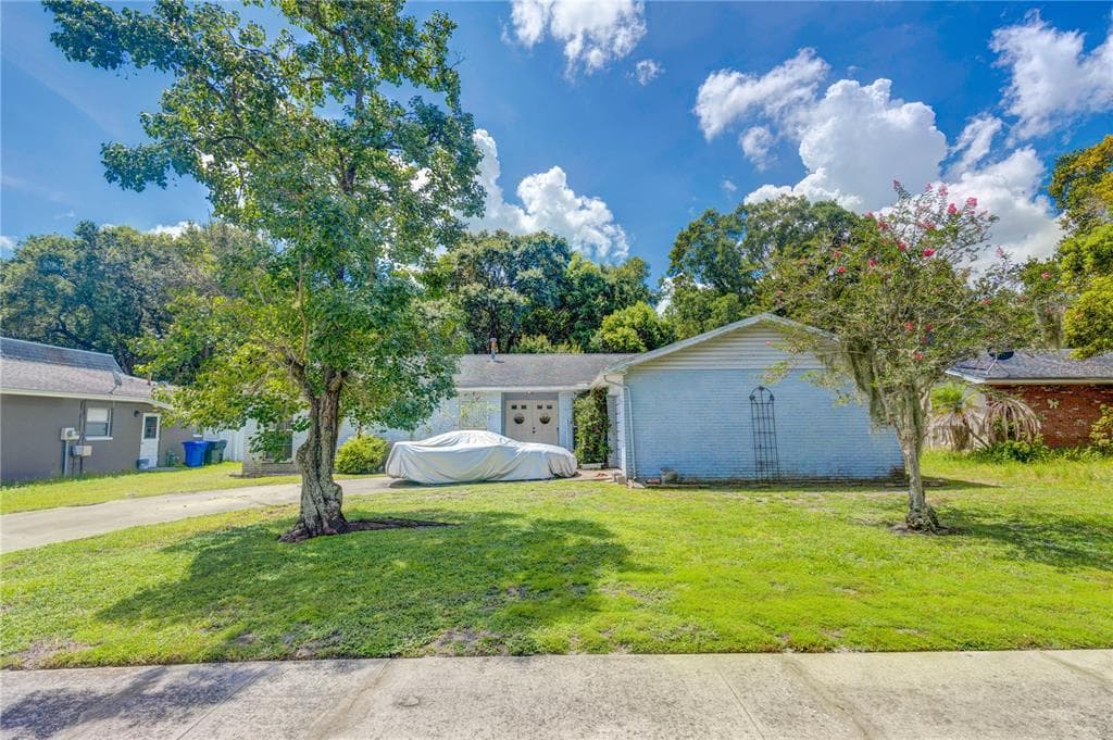 611 PRINCETON STREET BRANDON, FL 33511