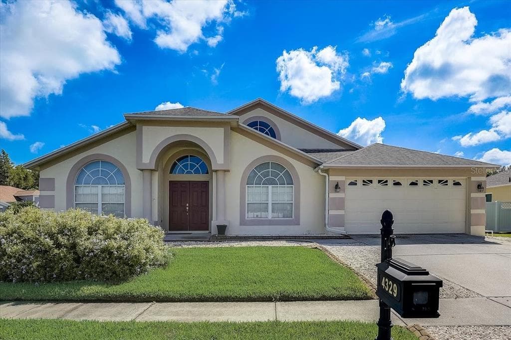 4329 HAWKS NEST DRIVE LUTZ, FL 33558