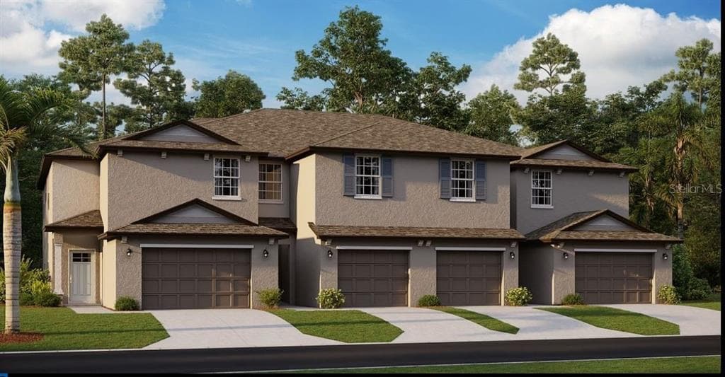 828 ROYAL EMPRESS DRIVE RUSKIN, FL 33570