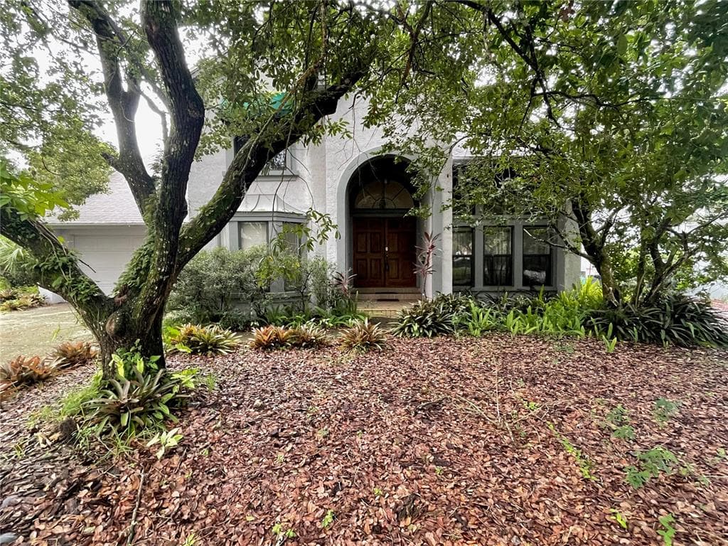 6211 CHAUNCY STREET TAMPA, FL 33647