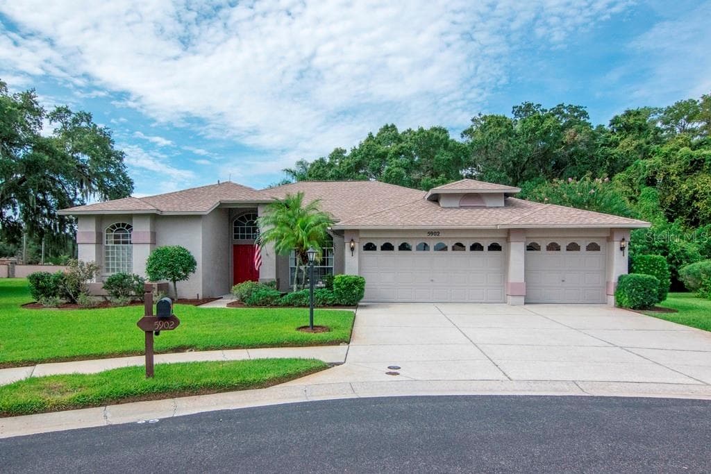 5902 WILLOW CREEK COURT