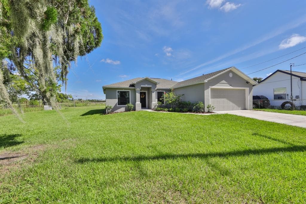 602 SE 3RD STREET MULBERRY, FL 33860