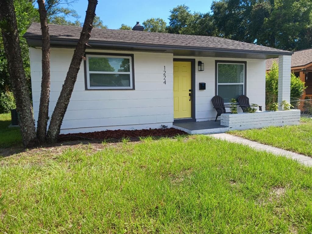 1224 11TH AVENUE S ST PETERSBURG, FL 33705