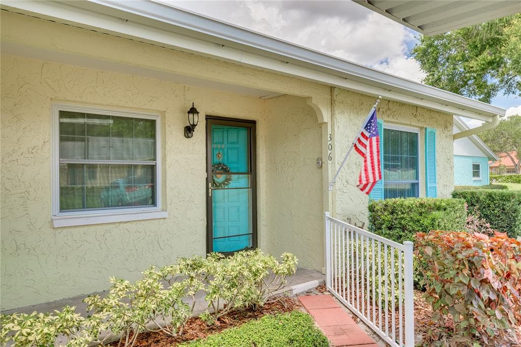 2465 NORTHSIDE DRIVE UNIT 306 CLEARWATER, FL 33761