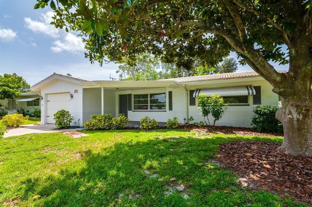 2047 PINE RIDGE DRIVE CLEARWATER, FL 33763