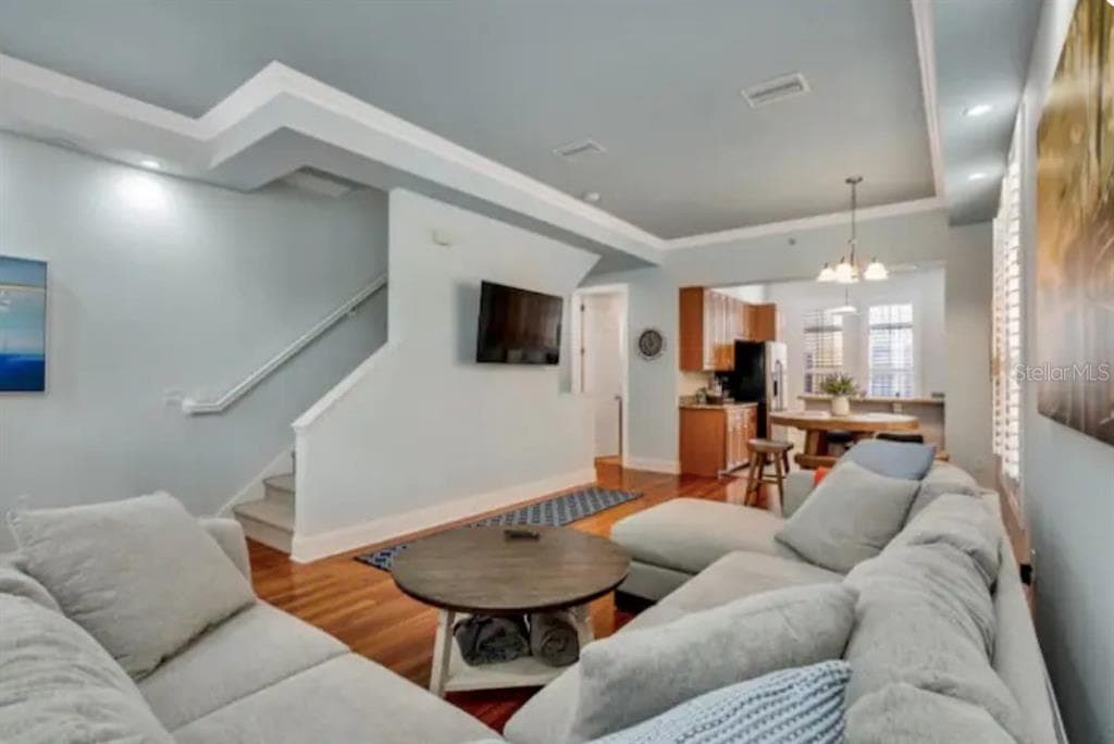 2211 SOHO BAY COURT