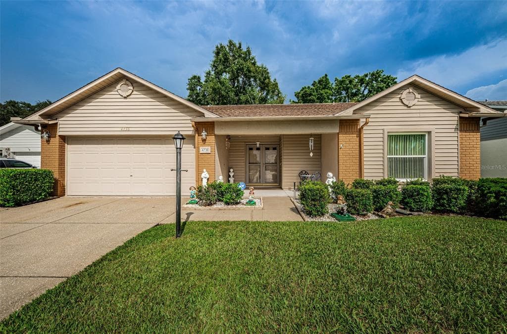 4736 VICKSBURG COURT UNIT N/A NEW PORT RICHEY, FL 34655