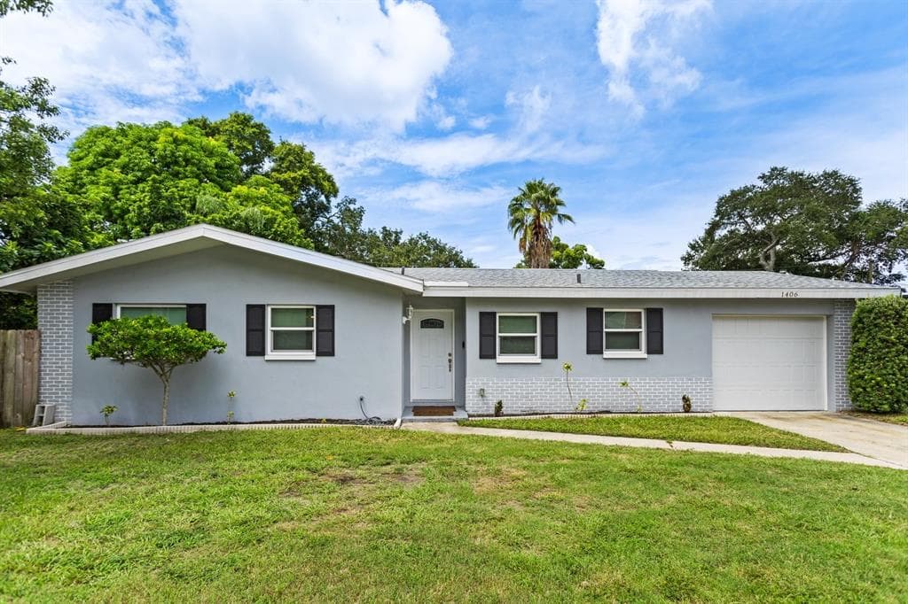 1406 N HIGHLAND AVENUE CLEARWATER, FL 33755