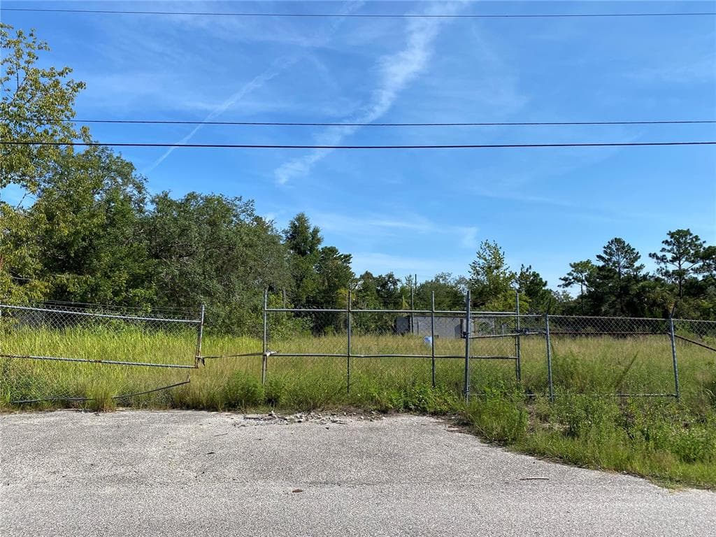 0000 HARRIS LOOP HUDSON, FL 34667