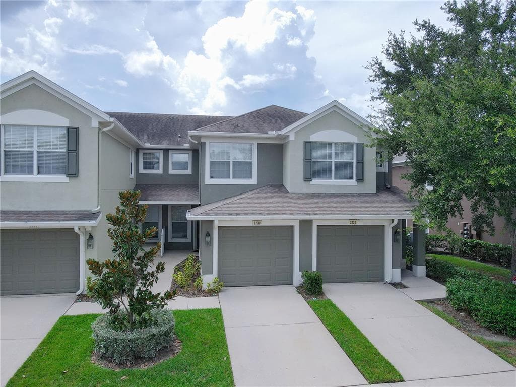 2230 KINGS PALACE DRIVE UNIT 2330 RIVERVIEW, FL 33578