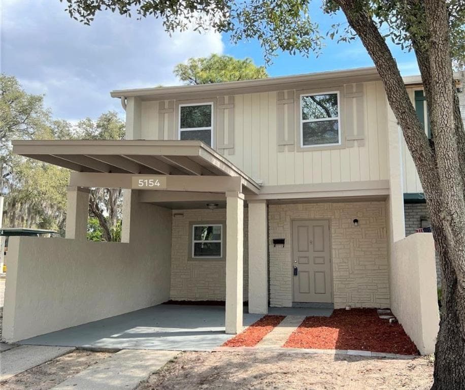 5154 TENNIS COURT CIRCLE TAMPA, FL 33617