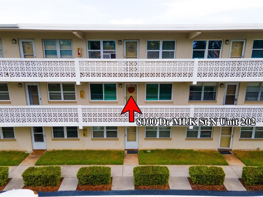 8100 DR MARTIN LUTHER KING JR STREET N UNIT 202 ST PETERSBURG, FL 33702