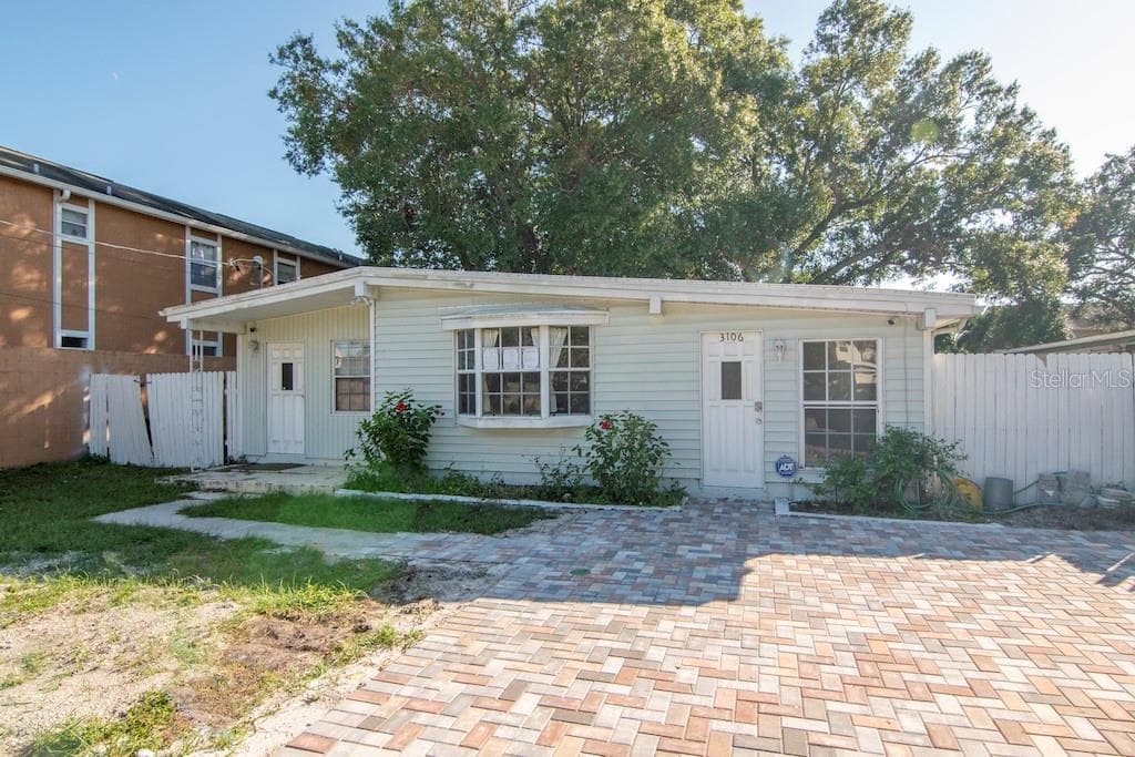 3106 W BALLAST POINT BOULEVARD TAMPA, FL 33611