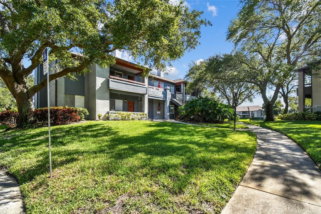 10265 GANDY BOULEVARD N UNIT 1406 ST PETERSBURG, FL 33702