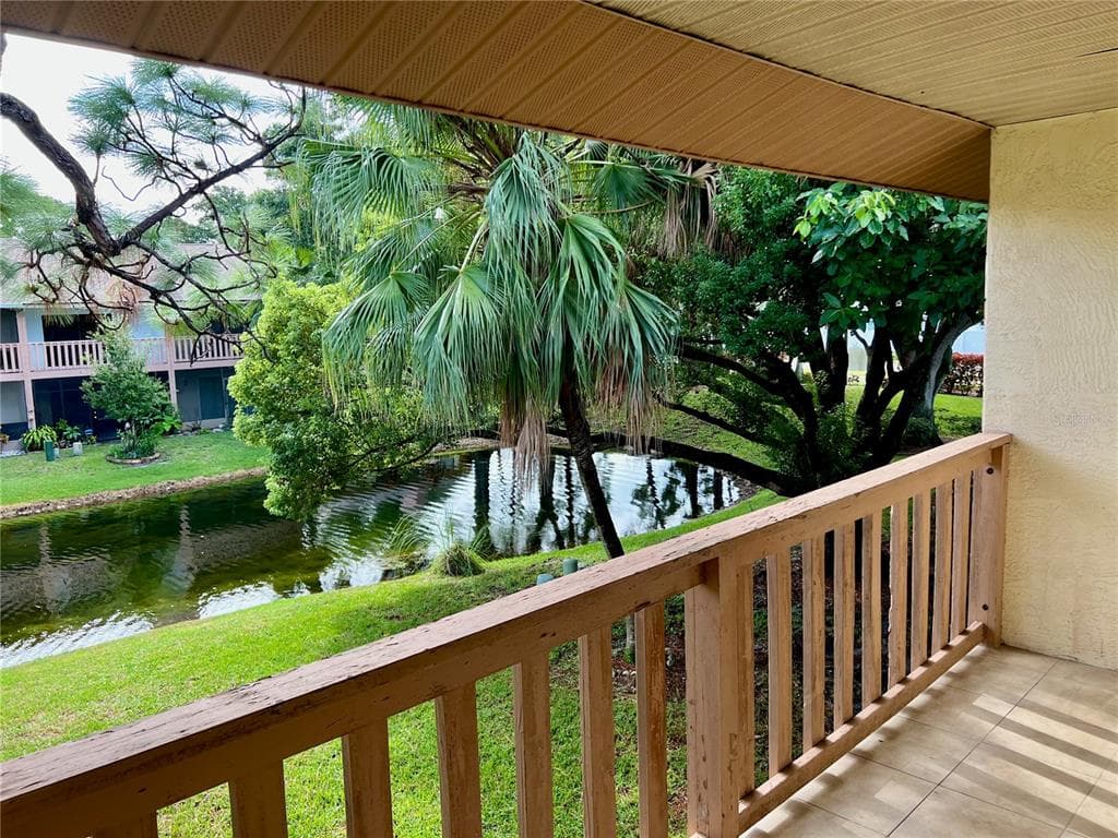1987 WHITNEY WAY CLEARWATER, FL 33760