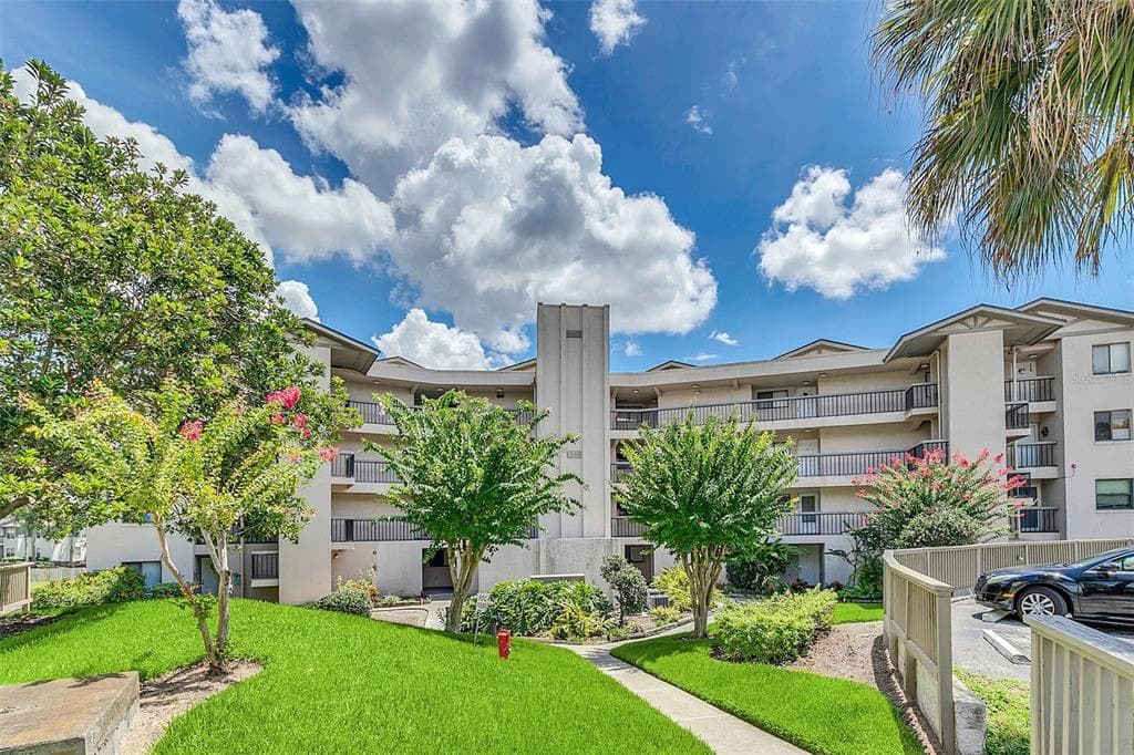 1068 LOTUS PARKWAY UNIT 843 ALTAMONTE SPRINGS, FL 32714
