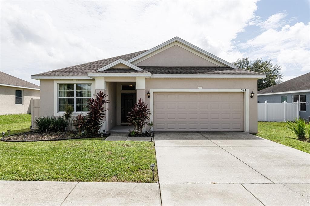 671 HIGHLAND MEADOWS STREET DAVENPORT, FL 33837