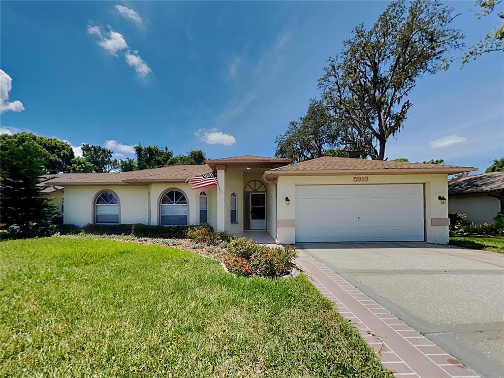 5913 FALL RIVER DRIVE NEW PORT RICHEY, FL 34655