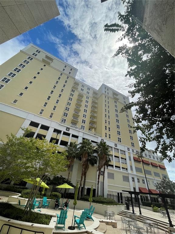 628 CLEVELAND STREET UNIT 705 CLEARWATER, FL 33755