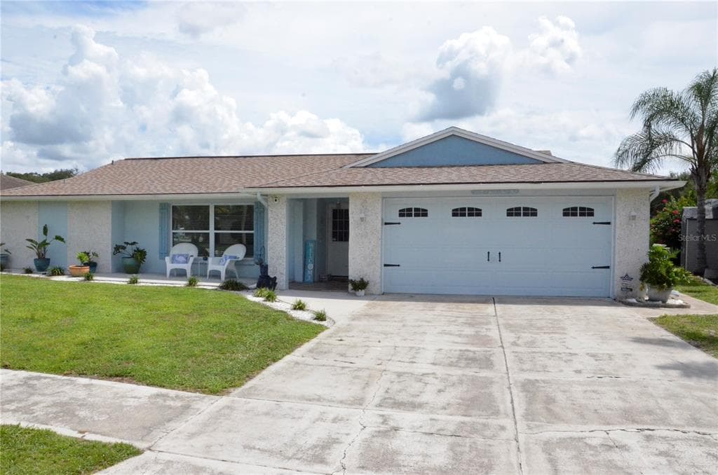 1116 CHANCELLOR DRIVE HOLIDAY, FL 34690