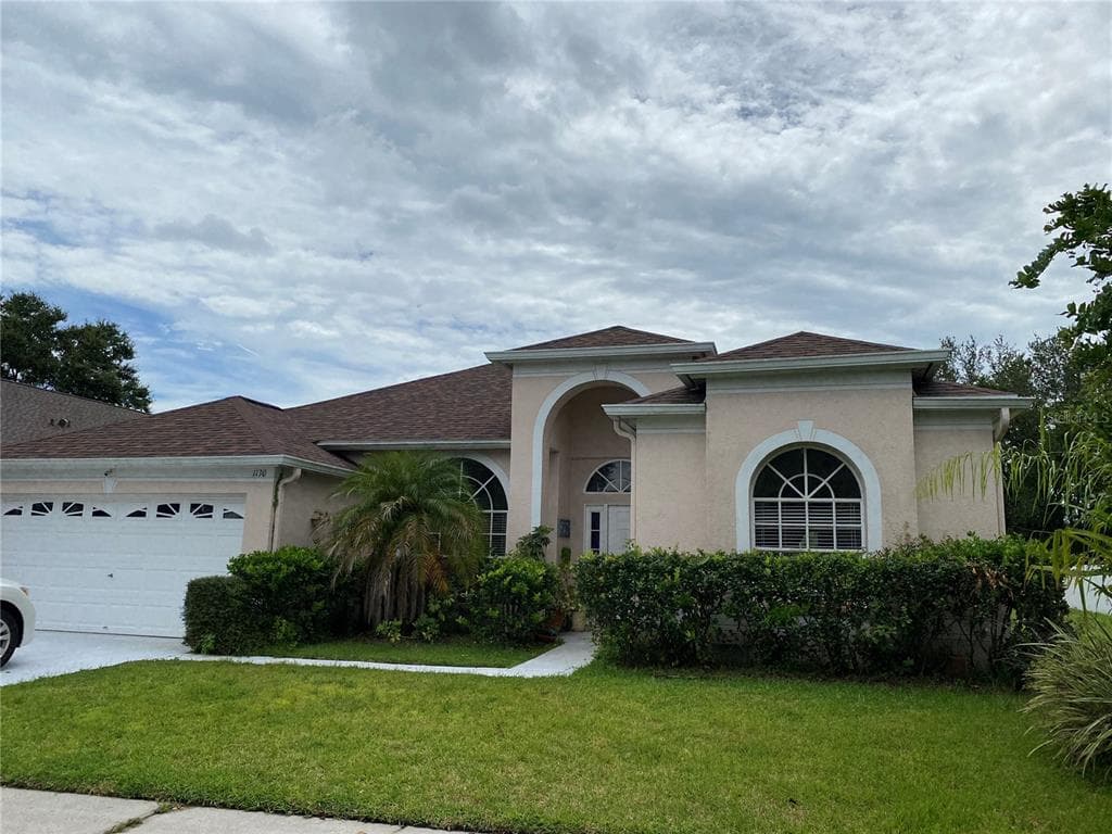 1130 ENGLISH BLUFFS COURT