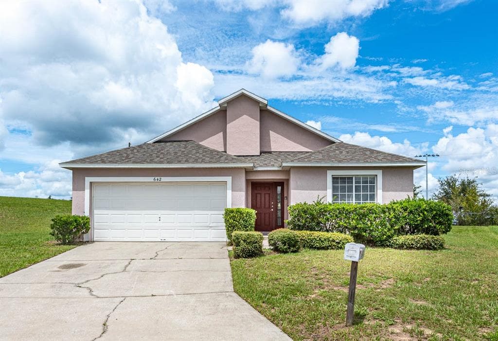 642 HILLCREST DRIVE DAVENPORT, FL 33897
