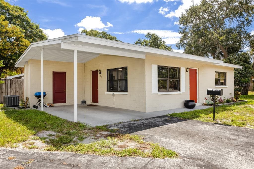 7154 35TH AVENUE N ST PETERSBURG, FL 33710