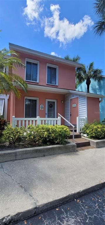 4160 35TH TERRACE S UNIT 49H ST PETERSBURG, FL 33711